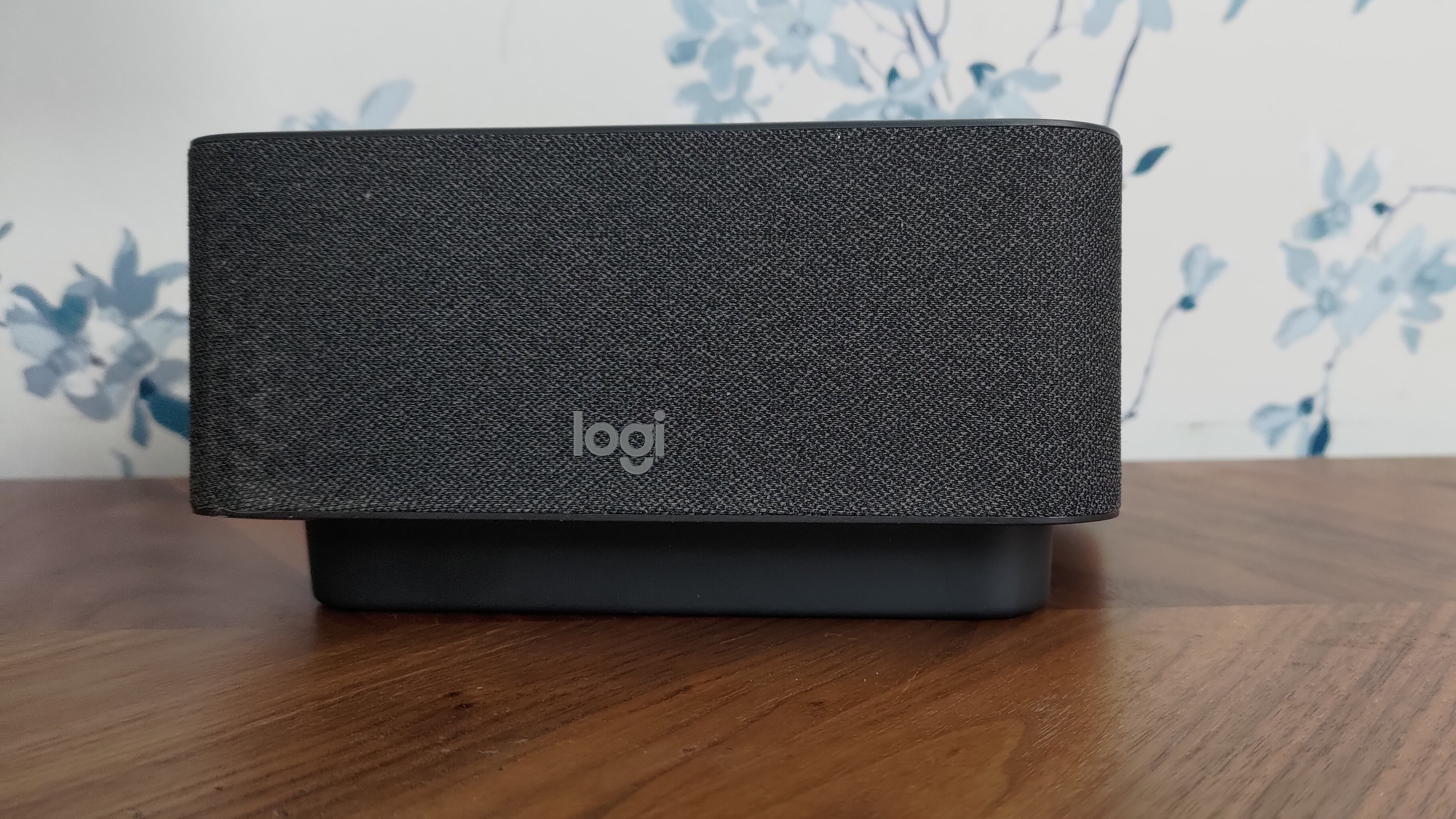 Logi Dock on a desk seen from the front
