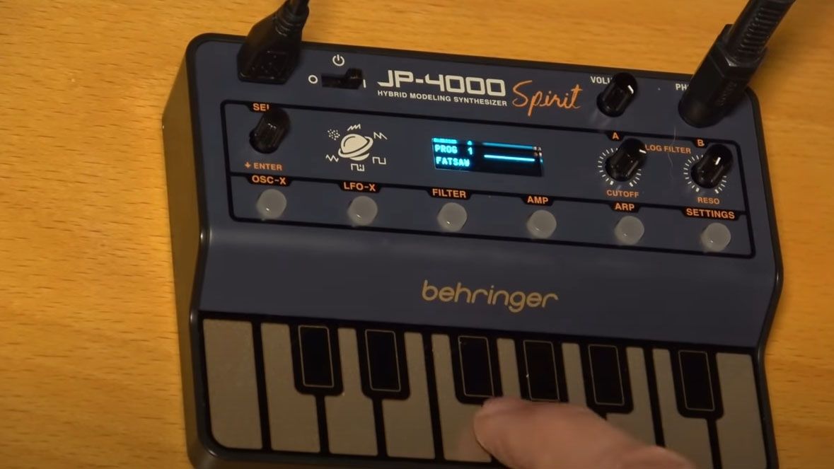 Behringer's JT-4000 sound demo will put you in a '90s trance