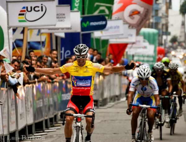 Felix Cardenas (Gw Shimano-Chec-Envia) wins stage 4 of the Vuelta a Colombia