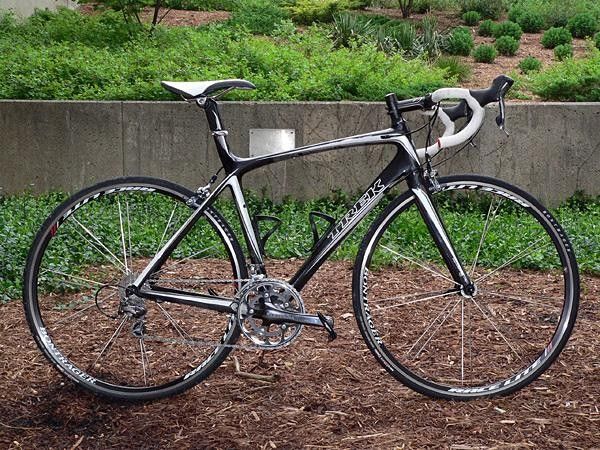 Trek incorporates a sloping top tube