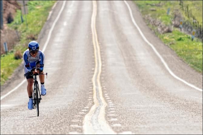 Andrea Dvorak (Exergy Twenty16) on the long road to a 6th place finish.