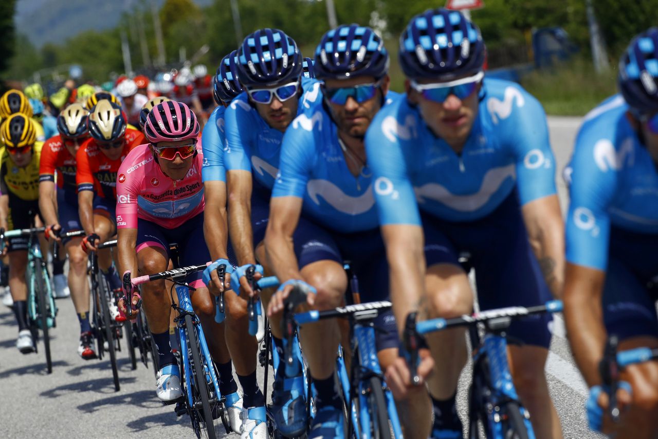 The Movistar train works at the front of the peloton