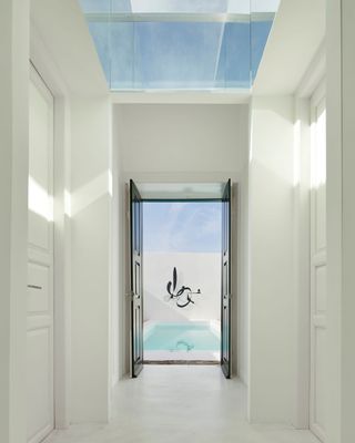 Corridor to enter the swimming pool at Casa Montelongo