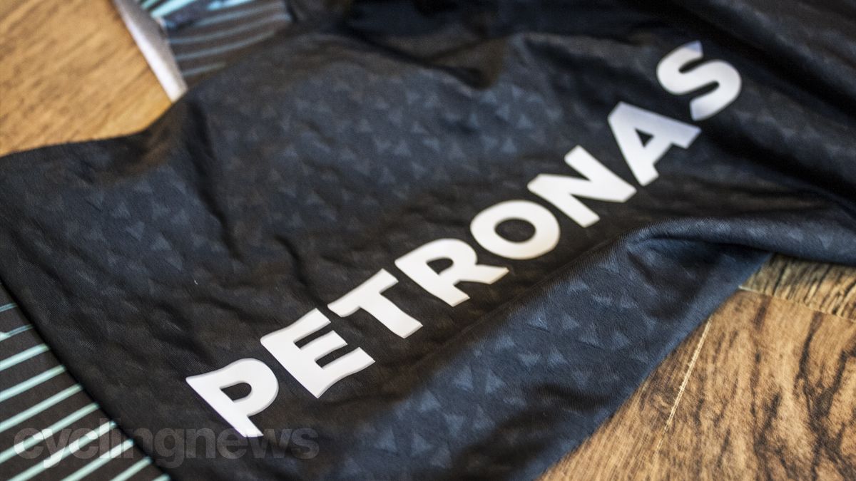 Nopinz Petronas Sepang Racing Team kit