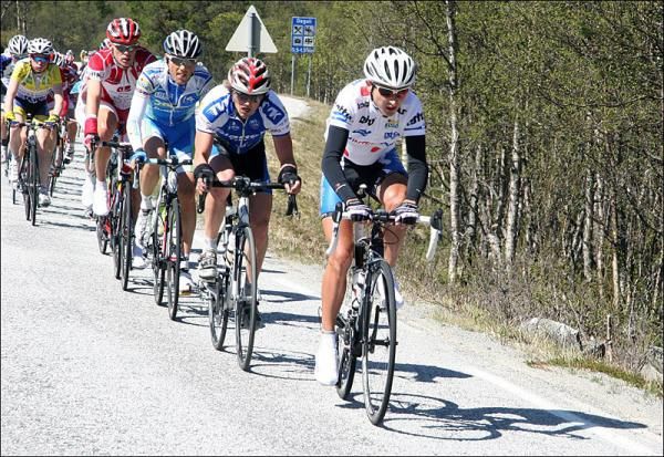Sergey Firsanov (Team Designa Kokken - Blue Water) sets the pace.