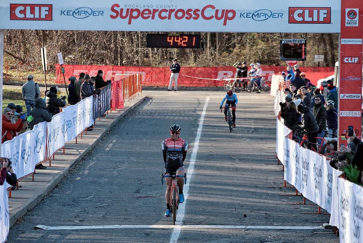 Rebecca Fahringer wins day 1