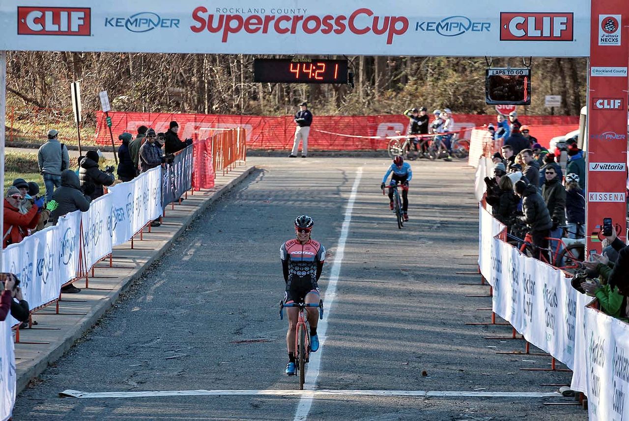 Rebecca Fahringer wins day 1