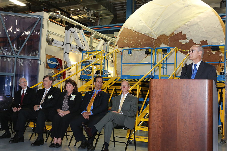 Photos: NASA's Orion Spacecraft Heat Shield On Display | Space