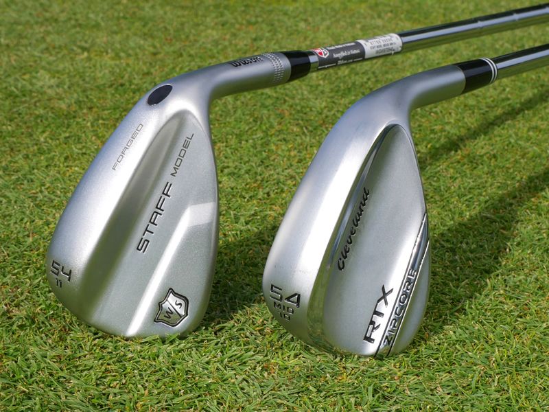 Cleveland RTX ZipCore Wedge v Wilson Staff Model Wedge