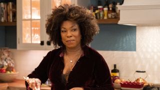 Lorraine Toussaint as Aunt Vi in The Equalizer Season 3