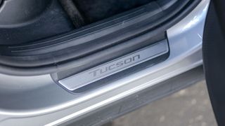 2025 Hyundai Tucson Hybrid Limited door frame.