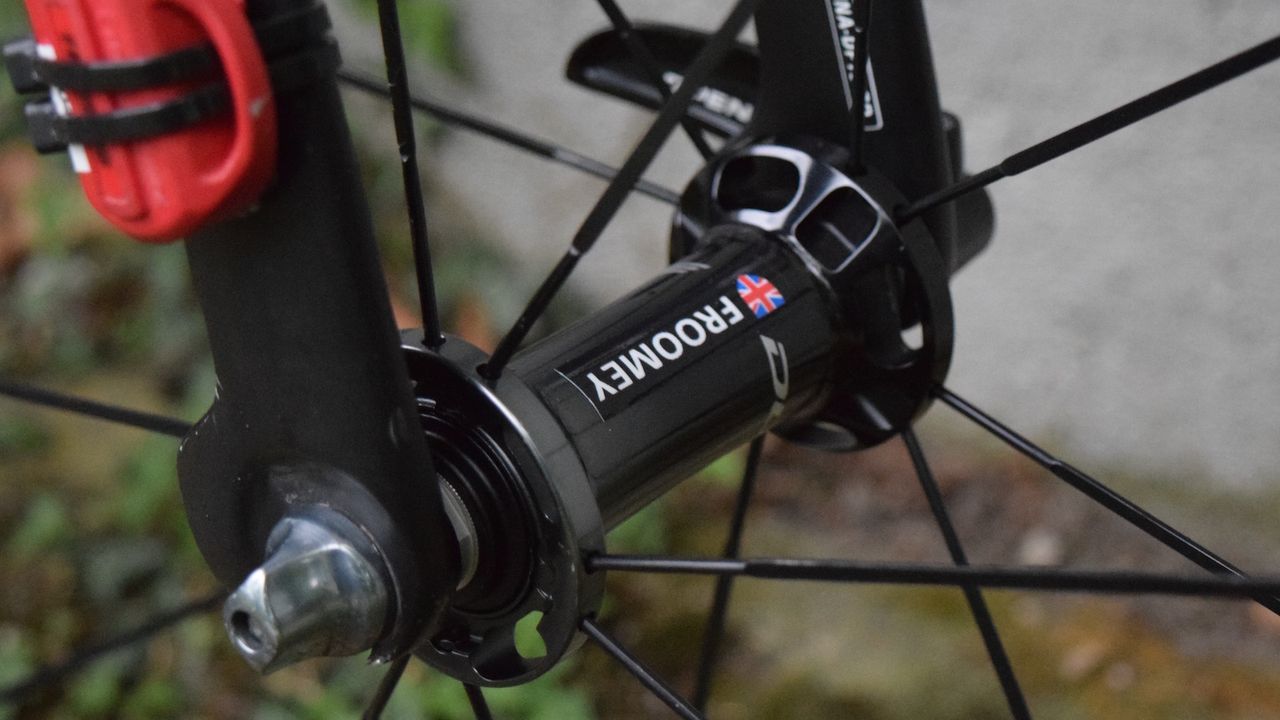 Even Froome's wheels are labelled up so they don't get mixed in with his teammates'