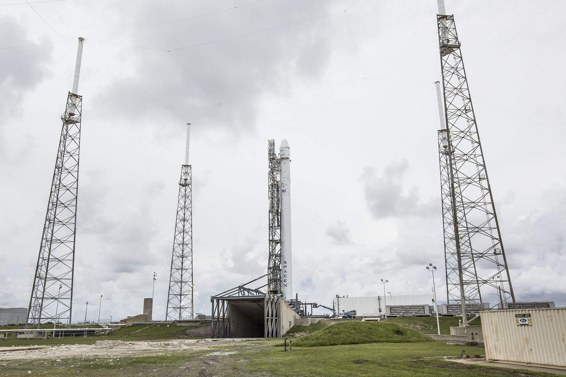 SpaceX Falcon 9