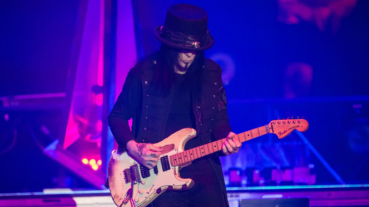 Mick Mars