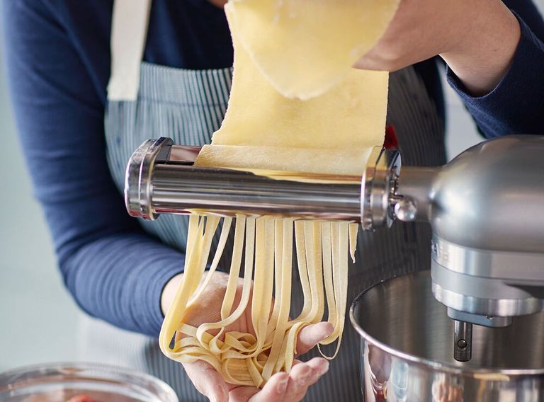 kitchenaid pasta attachment spaghetti