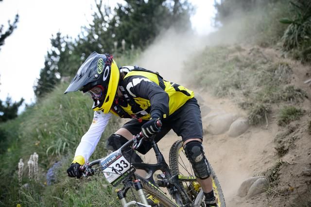 Anne Caroline Chausson is back on her bike racing