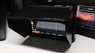 Viltrox DC-L1 field monitor