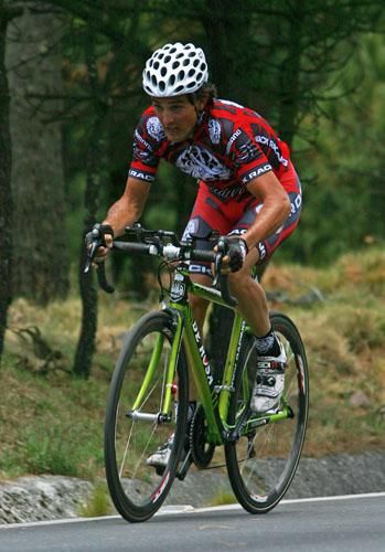 Oscar Sevilla (Rock Racing) en route to second place and the race lead.