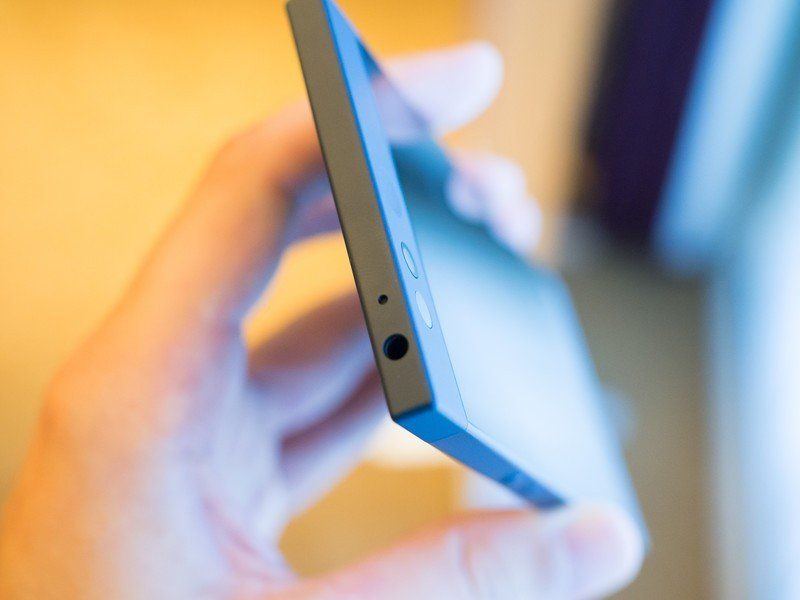 Nextbit Robin