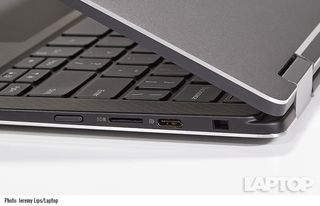 Dell XPS 13 2-in-1 ports
