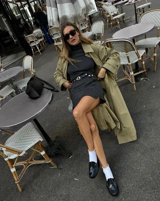 trench-coat-loafers-outfit