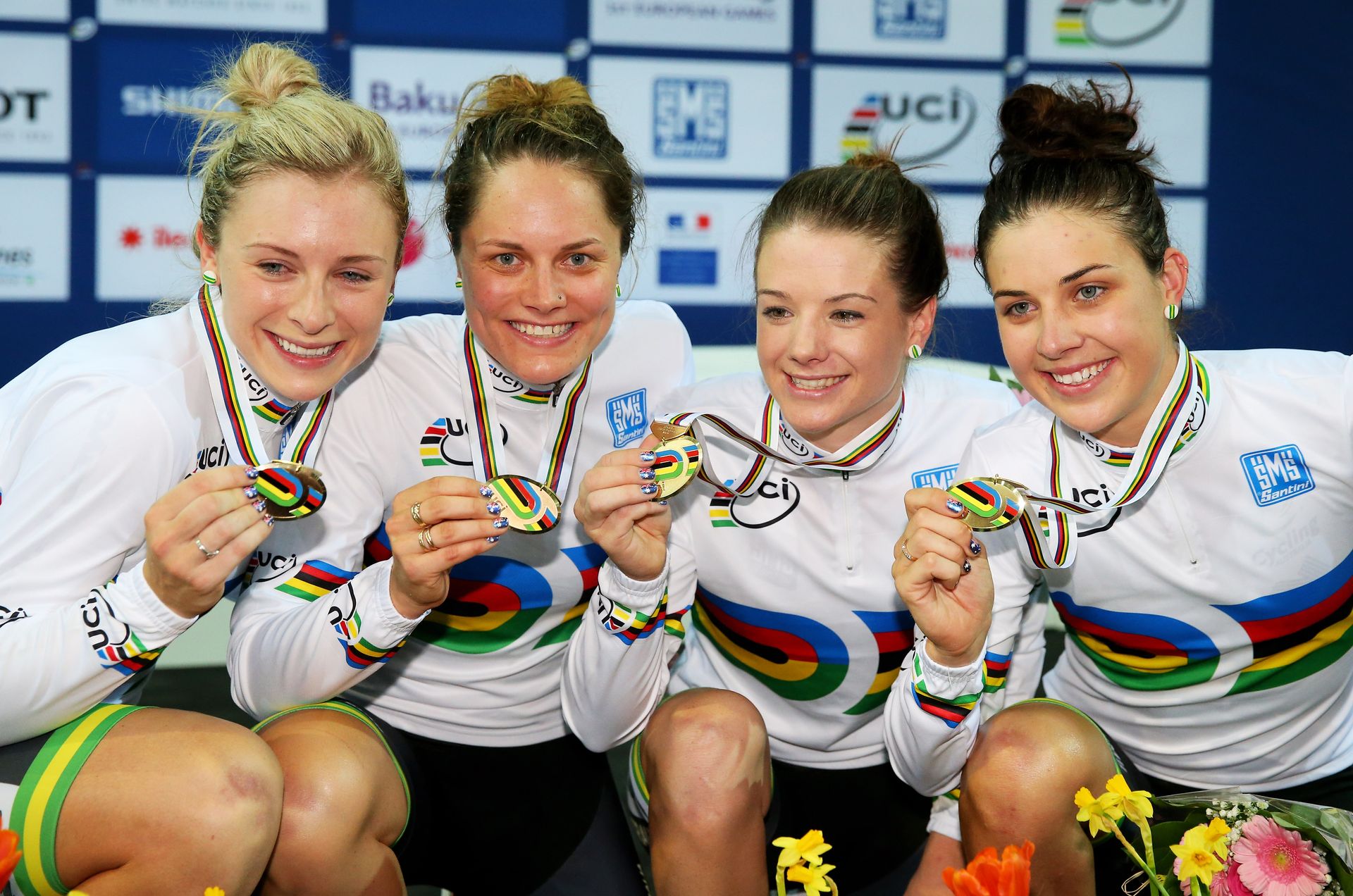 Melissa Hoskins with Australian track cycling team
