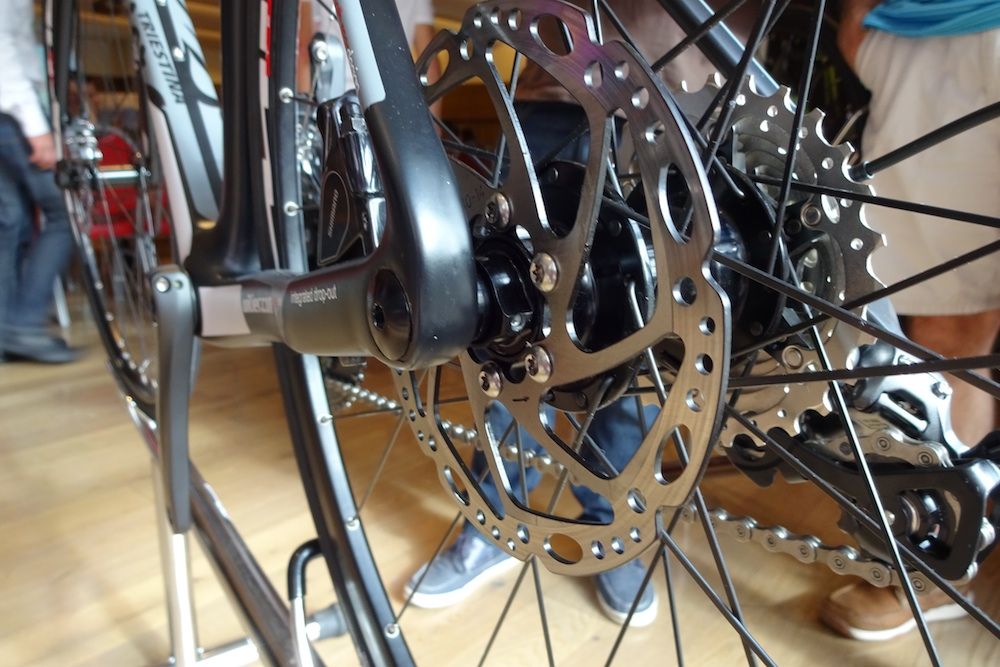 Flatmount Shimano brakes and 15mm thru axle on the GTR Endurance Disc