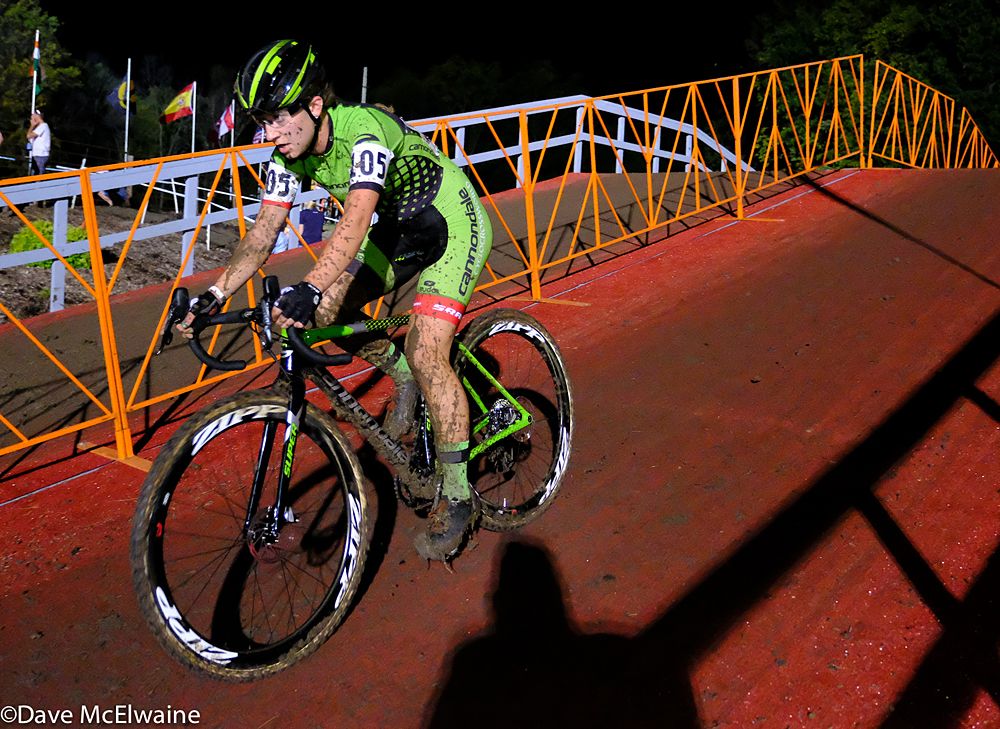 Emma White (Cannondale) descending a flyover in second place