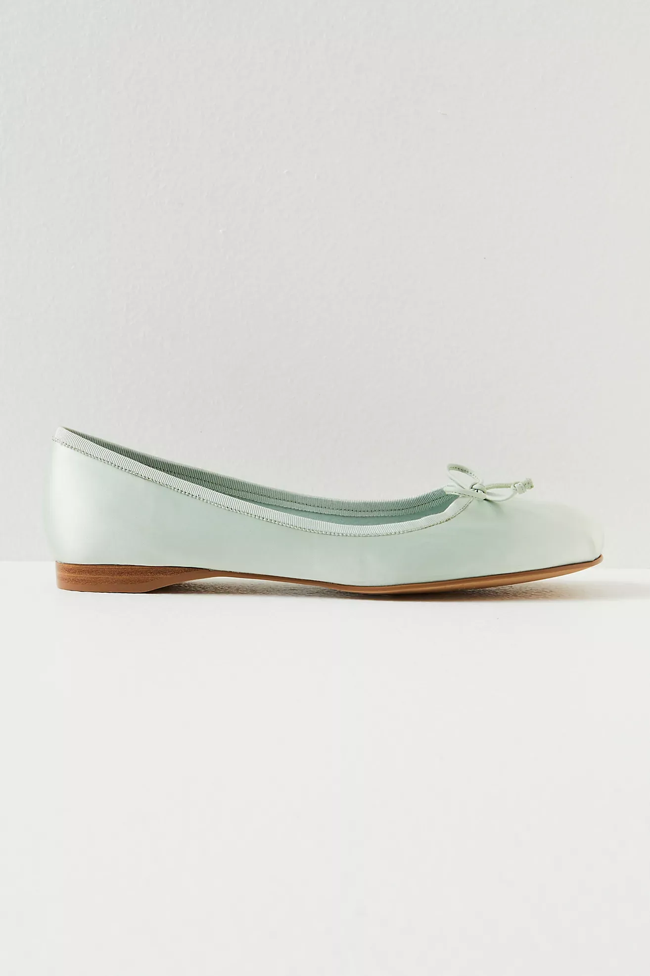 Aurora Flats
