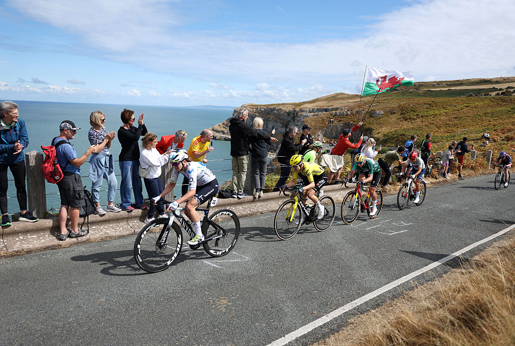 'A shame I wasn't on Kim's wheel in the final corner' – Liane Lippert second behind unstoppable Le Court-Pienaar on Tour of Britain Women queen stage