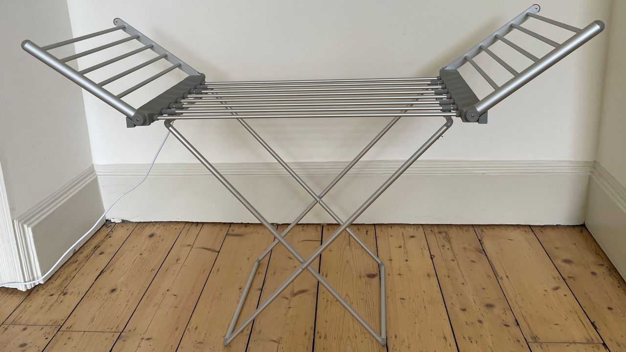 Aldi Ambiano Heated Airer set up