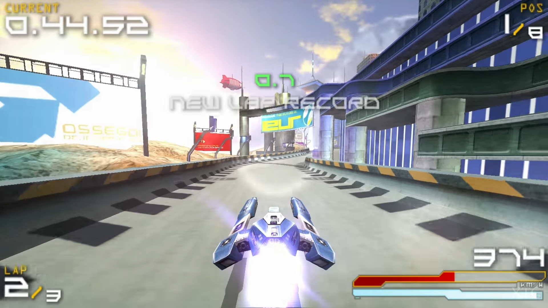 mejores juegos de PSP: un jet Wipeout en una pista de carreras