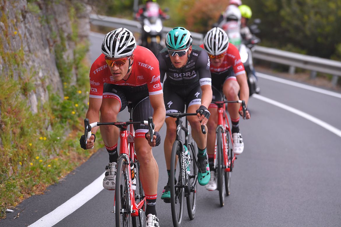 Jasper Stuyven (Trek-Segafredo) leads the breakaway