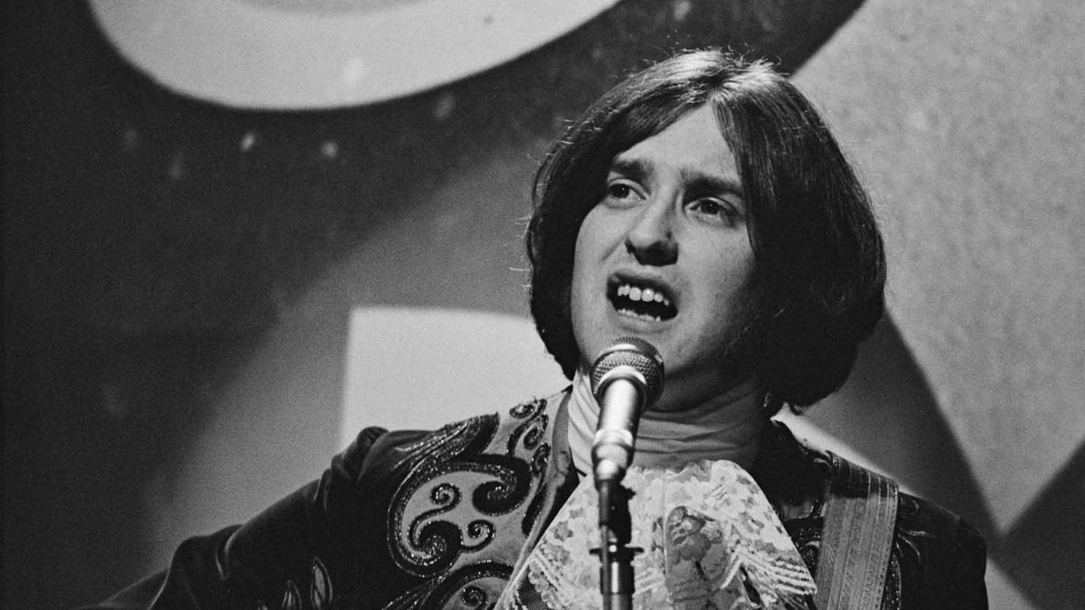 Dave Davies singing on Top Of The Pops