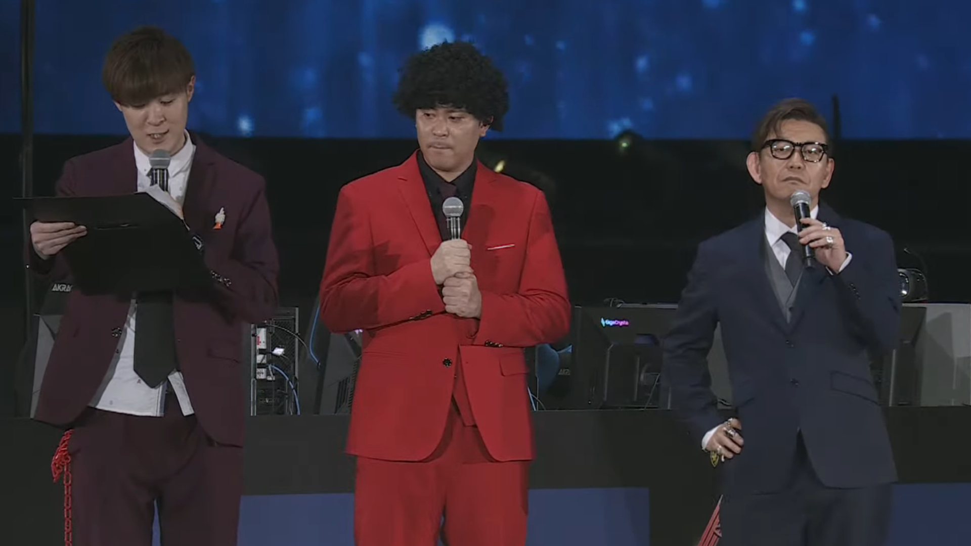  Somehow one of Final Fantasy 14 Fan Festival's biggest surprises was its director wearing a suit 