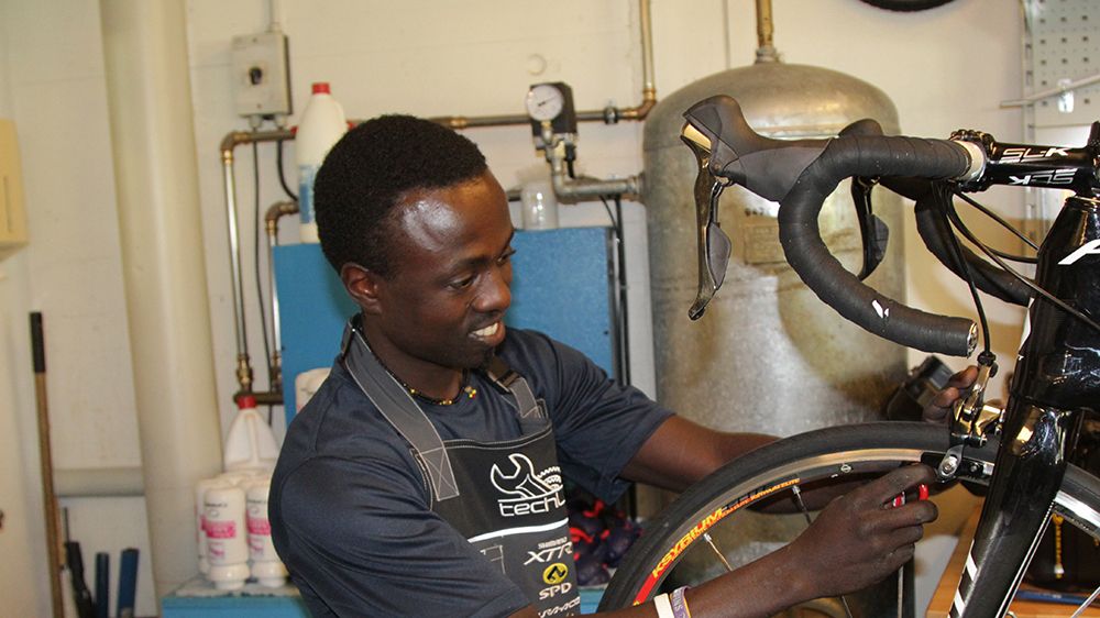 UCI World Cycling Centre offers Mechanic Training Course Sponsored