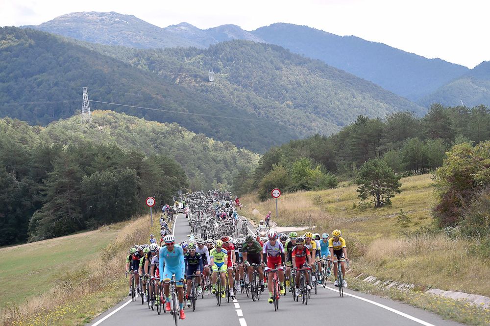 The peloton in action during stage 14 of the 2015 Vuelta a Espana.