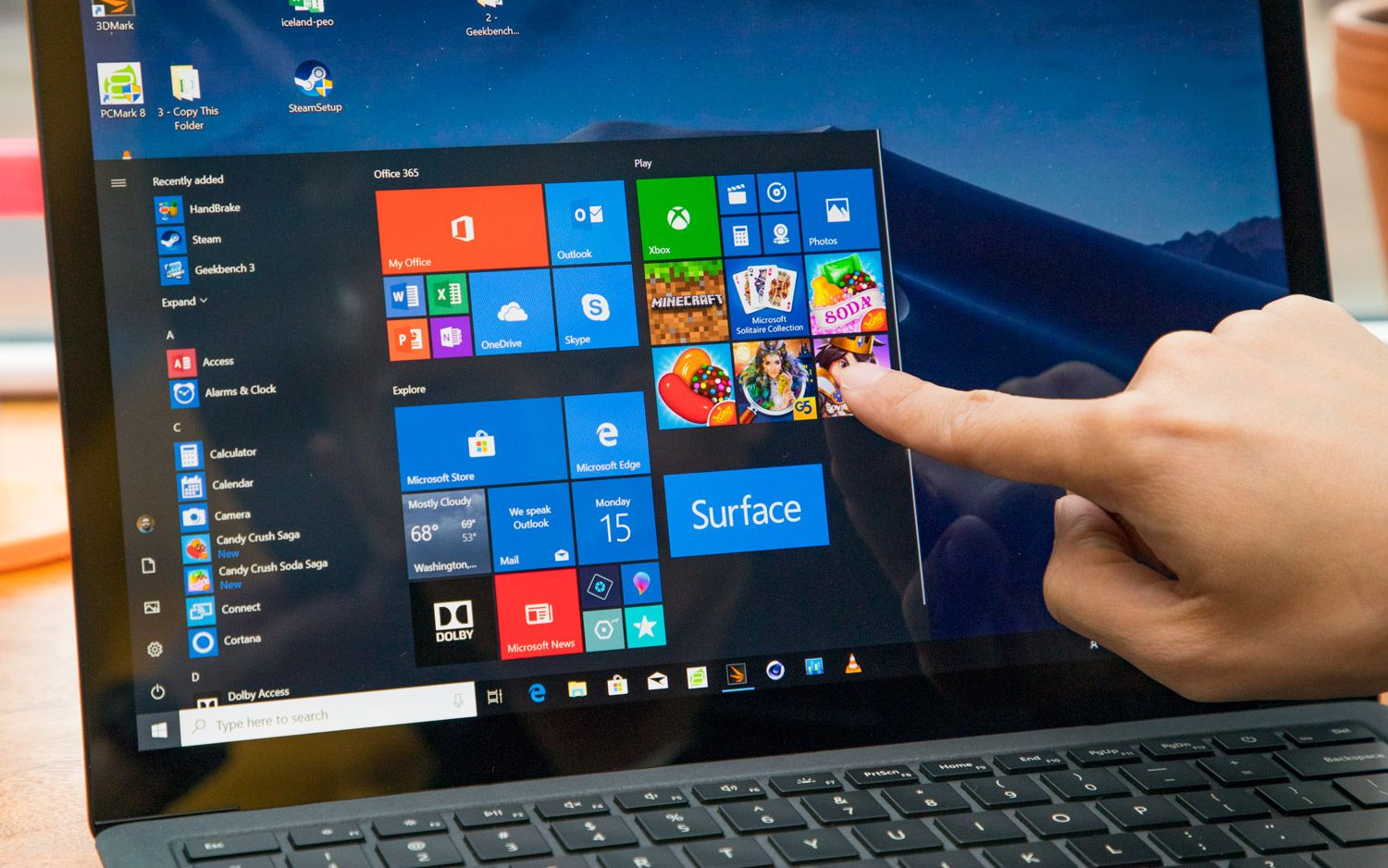 Microsoft Surface Laptop 2 Review: Sleek New Paint, Same Old Ports 