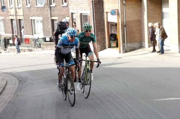 Dan Martin (Garmin-Barracuda) leads Pierre Rolland (Europcar).