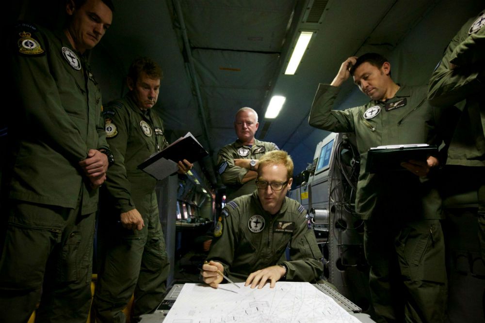 Search crews seek any sign of flight MH370