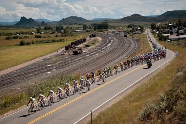 Liquigas-Cannondale and Team Exergy commit riders to chase down the five-man break.