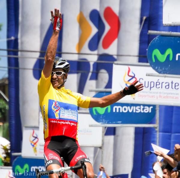 Felix Cardenas celebrates the win on stage 10