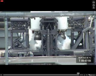 SpaceX's Falcon 9 Engines Venting Prelaunch
