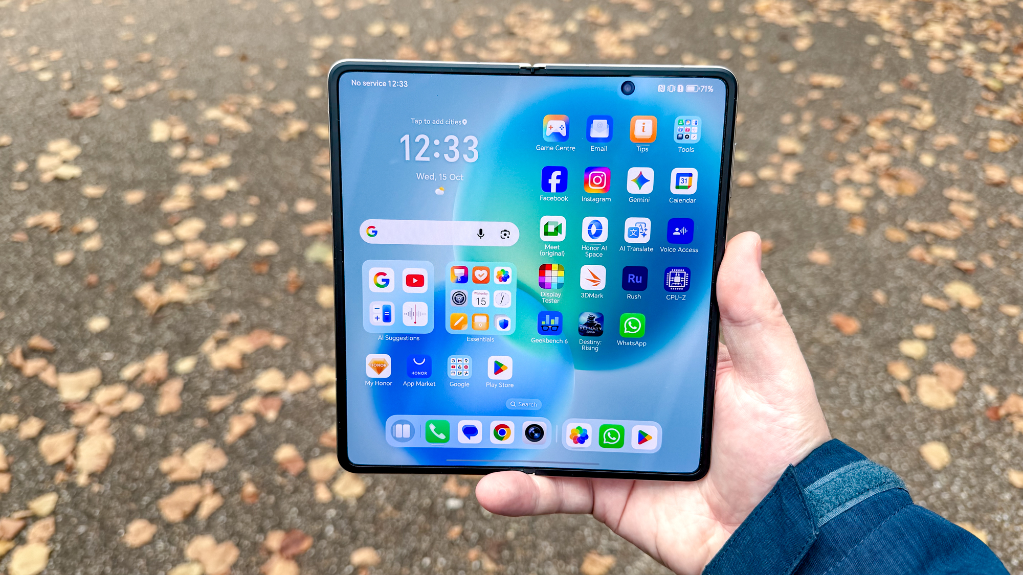 Honor Magic V5 inner display