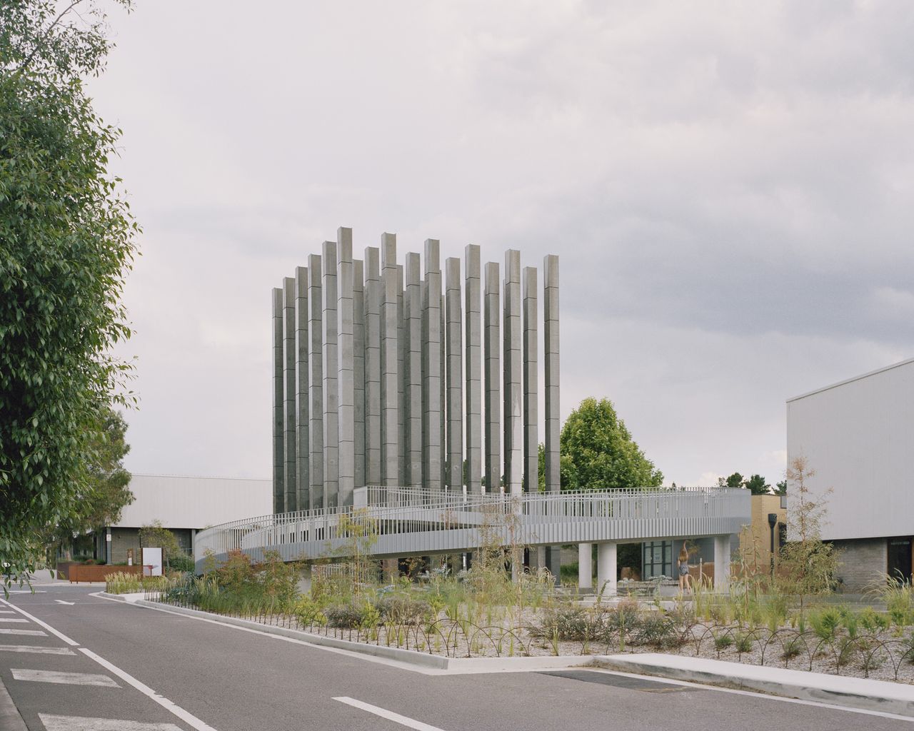 Pezo von Ellrichshausen Complete Molonglo&#039;s &#039;LESS&#039; pavilion in Australia