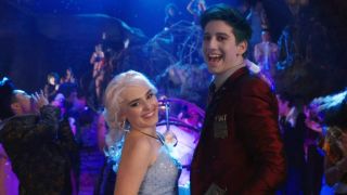 Milo Manheim and Meg Donnelly in Zombies 2