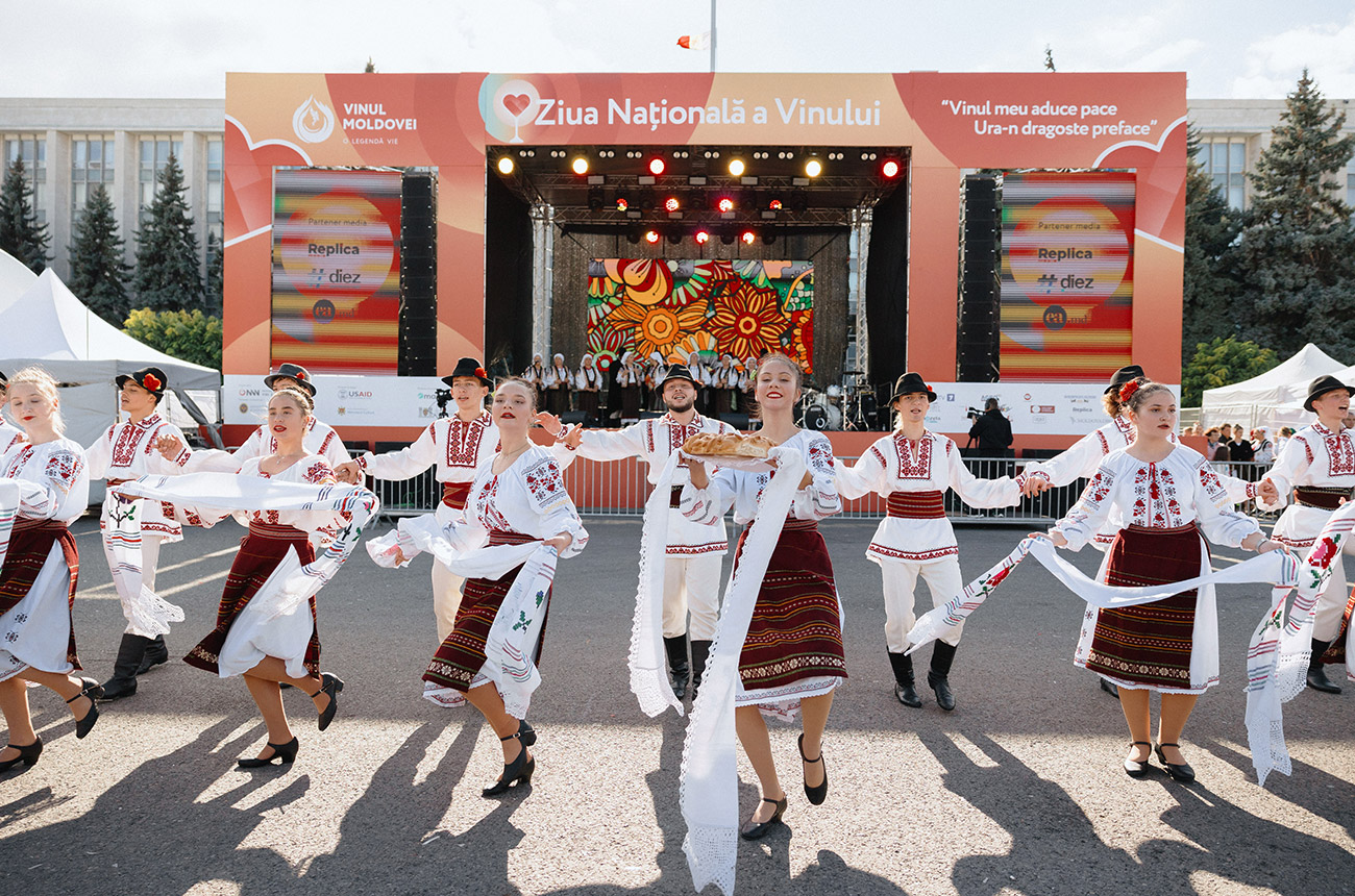 Traditional folk dancers celebrate Moldova&amp;rsquo;s National Wine Day.
