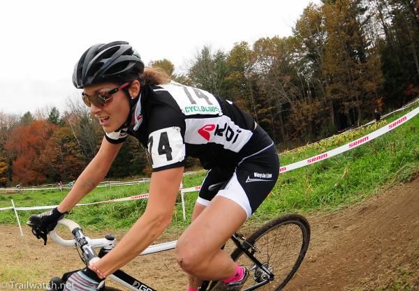 Evelyne Blouin having a brilliant race until she had a mechanical