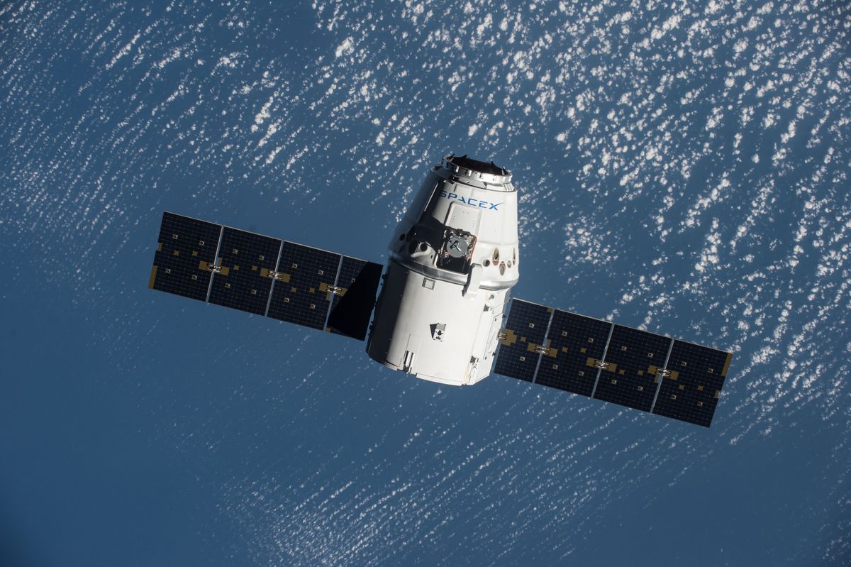 SpaceX Dragon Capsule Aborts Cargo Delivery to Space Station | Space