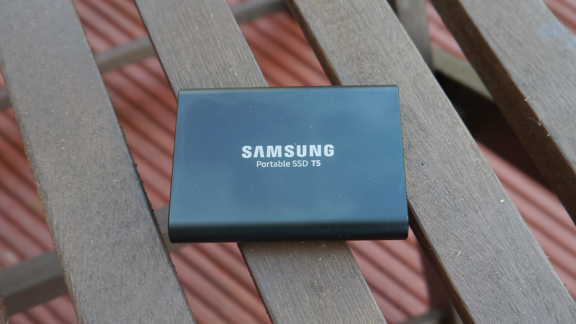 Samsung T5 external SSD 1TB